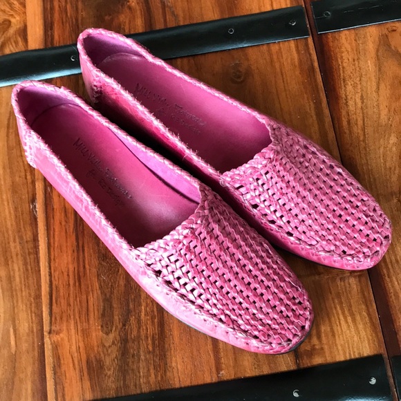 Mill Valley Footwear For Redesign - Picture 3 of 5